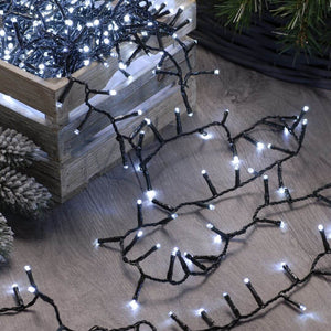 1000 cold white firefly Christmas lights untangled out of the box