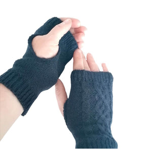 Showing the under and upper side of the hand warmers/wrist warmers on model hands